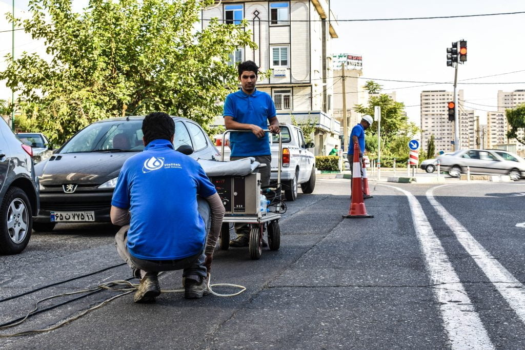 نشت یابی خطوط اب تهران